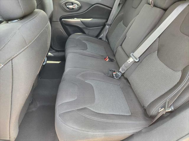 used 2020 Jeep Cherokee car, priced at $15,939