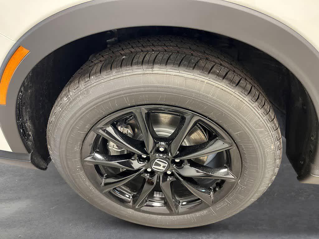 new 2026 Honda CR-V Hybrid car, priced at $40,015