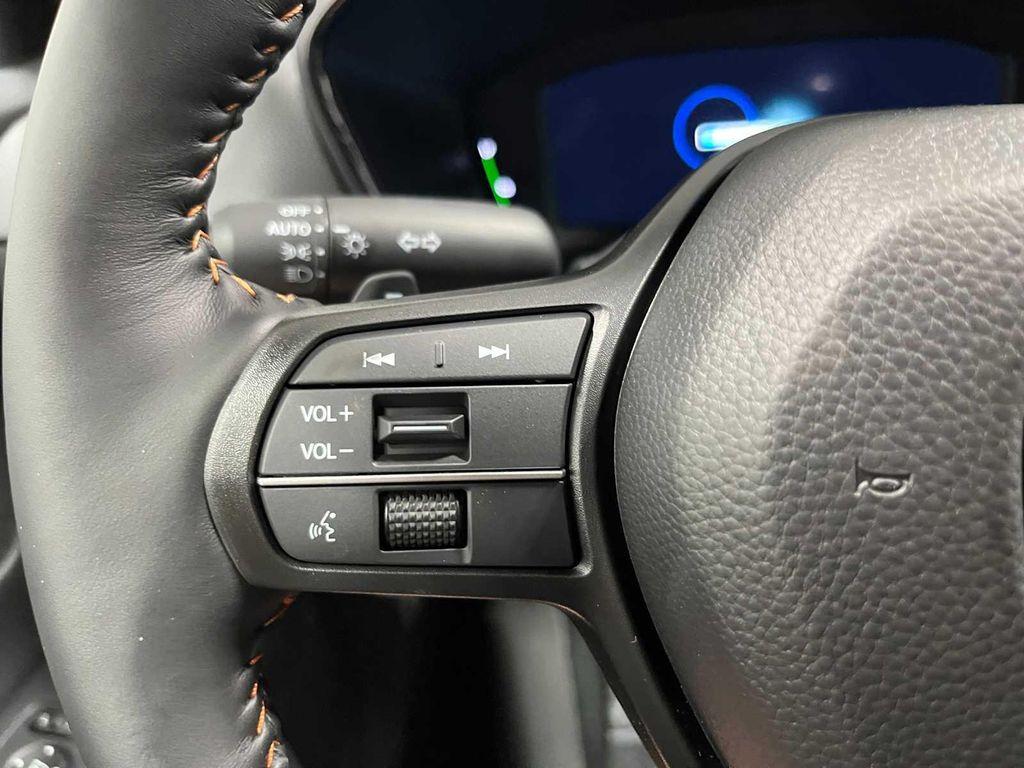 new 2026 Honda CR-V Hybrid car, priced at $40,015