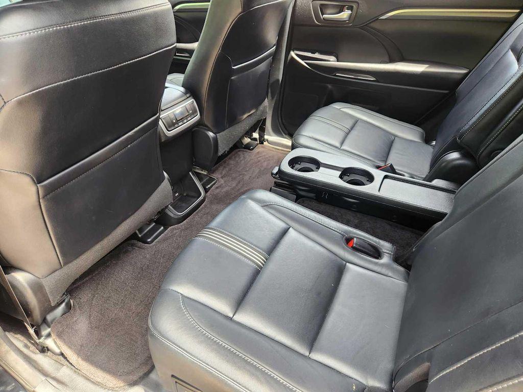 used 2018 Toyota Highlander car, priced at $19,488