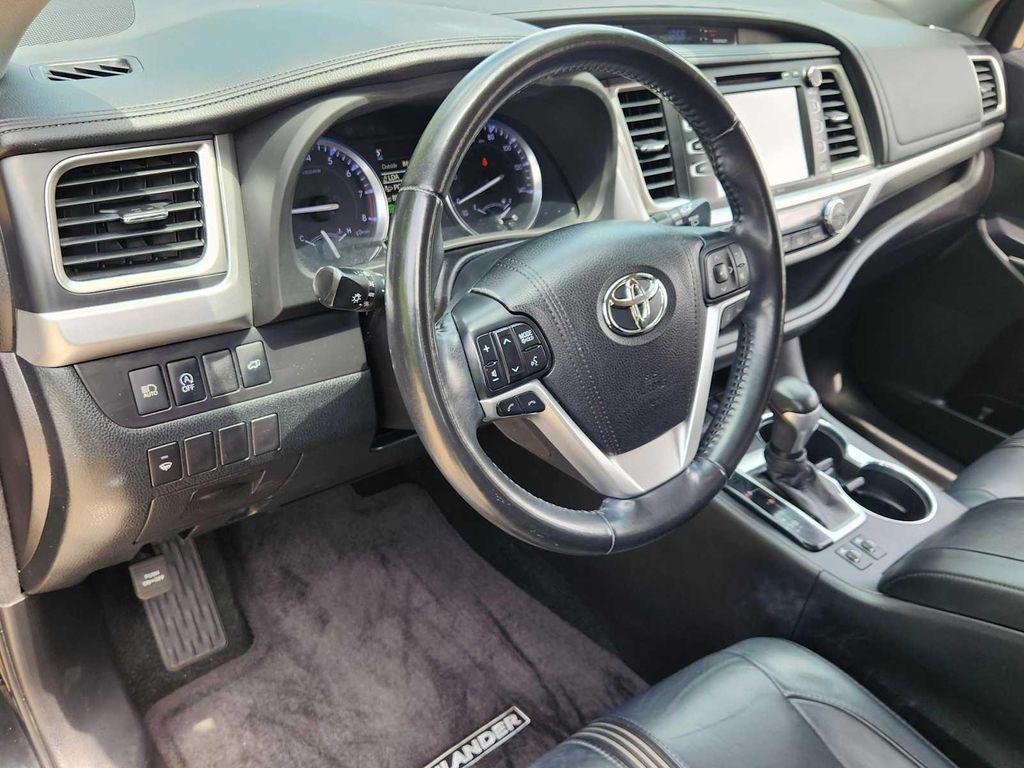 used 2018 Toyota Highlander car, priced at $19,488