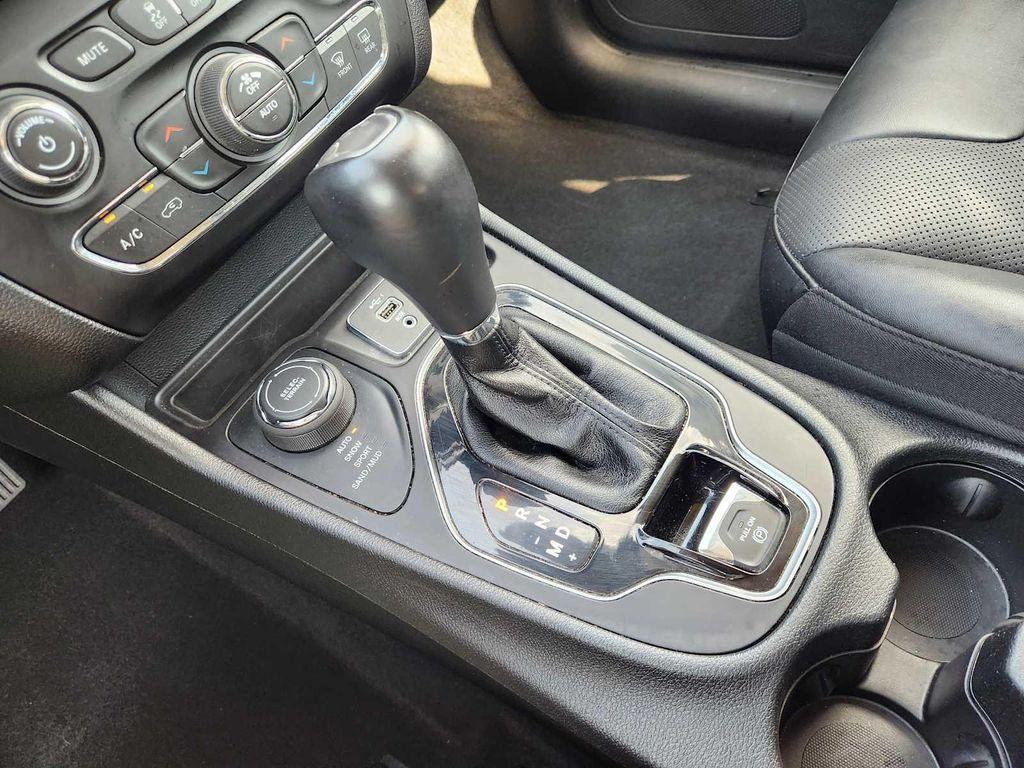 used 2022 Jeep Cherokee car, priced at $24,841