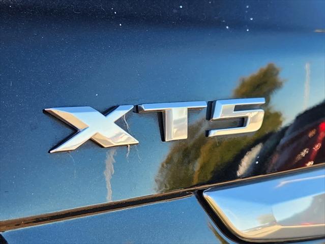 used 2021 Cadillac XT5 car, priced at $27,751