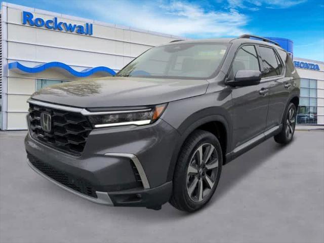 new 2025 Honda Pilot car, priced at $48,395