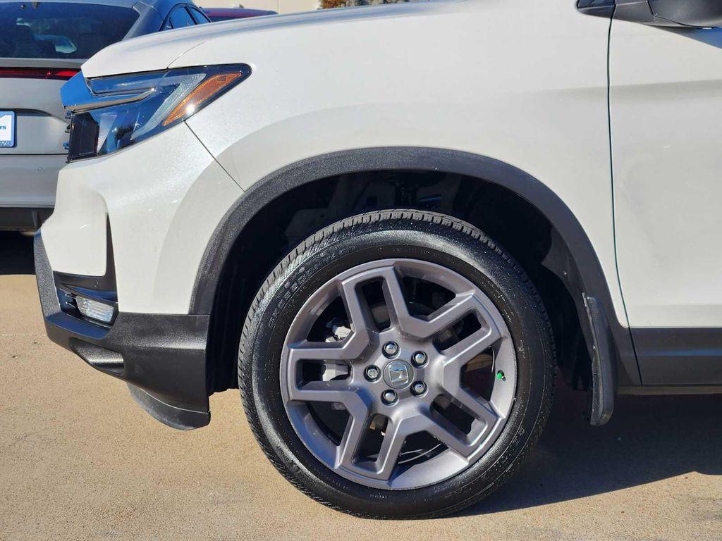 used 2023 Honda Passport car, priced at $33,306