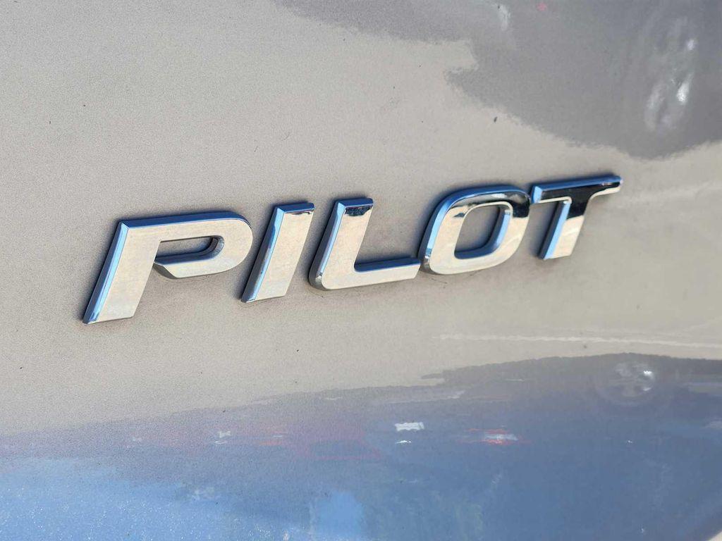 used 2019 Honda Pilot car, priced at $16,204