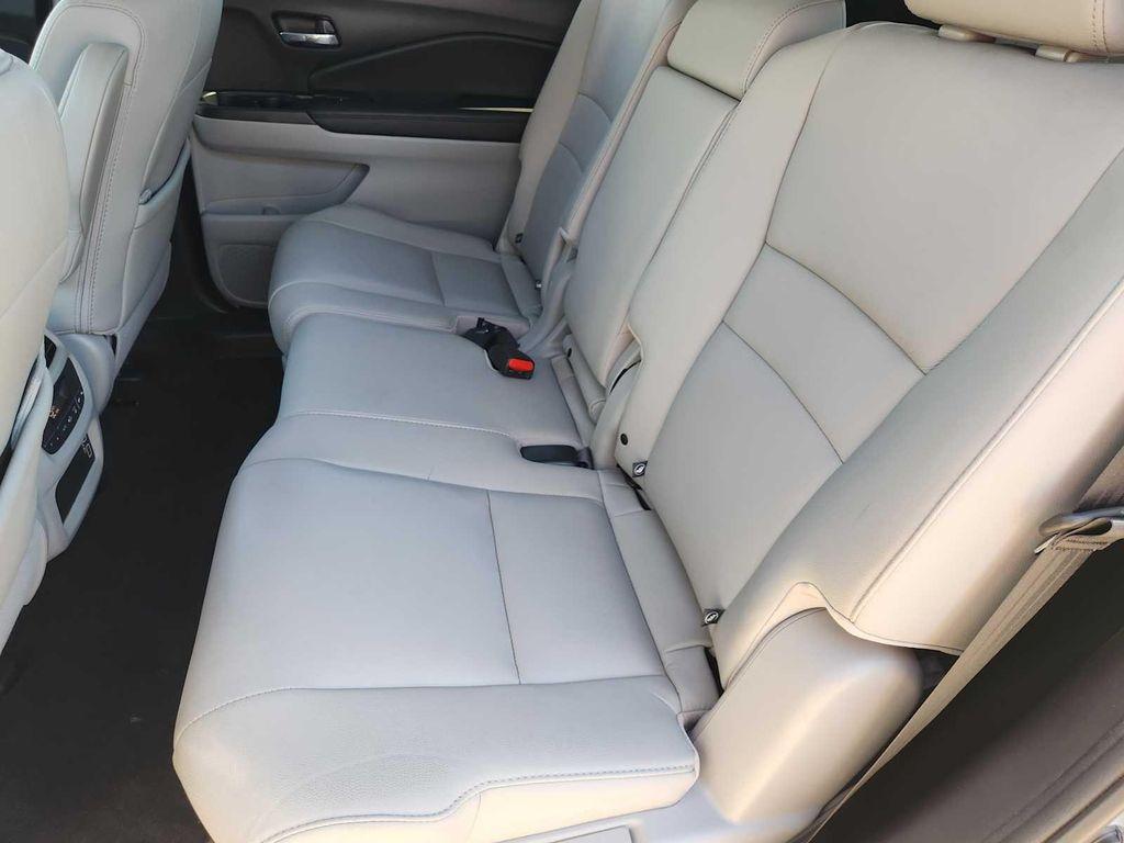 used 2019 Honda Pilot car, priced at $16,204