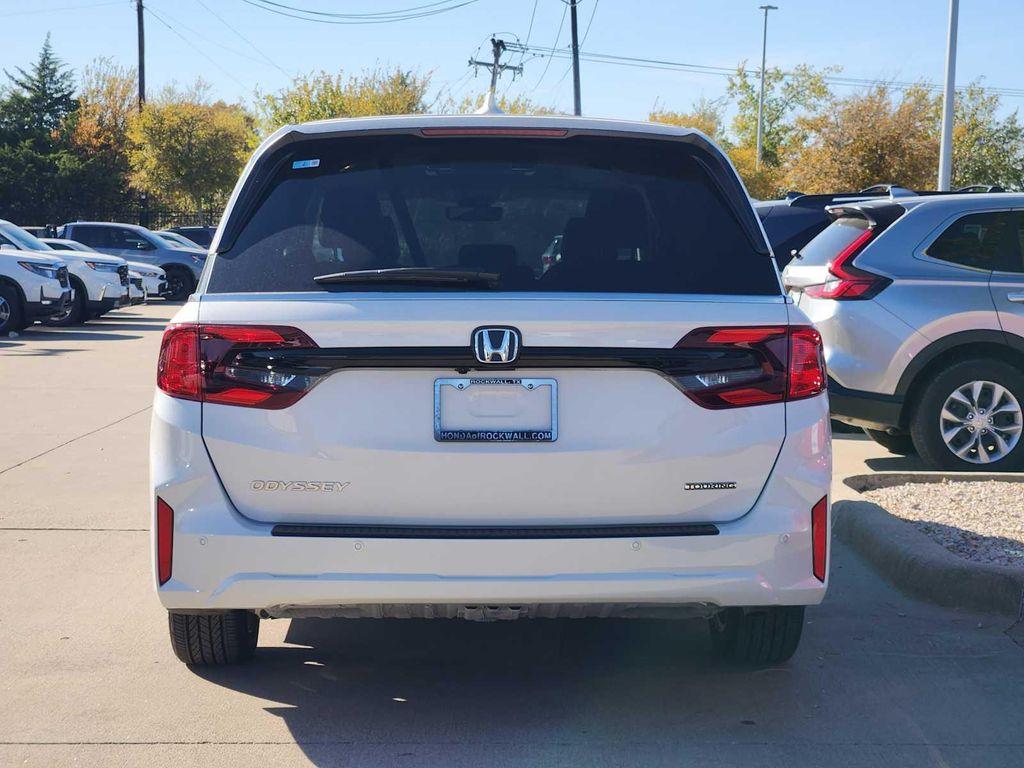 used 2025 Honda Odyssey car, priced at $41,977