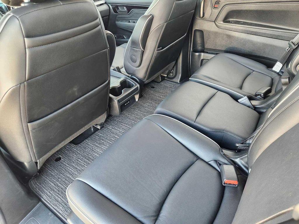 used 2025 Honda Odyssey car, priced at $41,977
