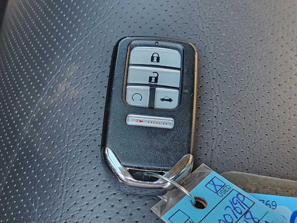 used 2018 Honda Clarity Plug-In Hybrid car, priced at $17,084