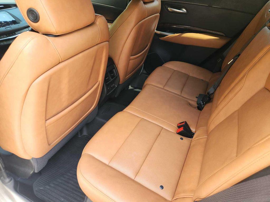 used 2021 Cadillac XT4 car, priced at $22,017