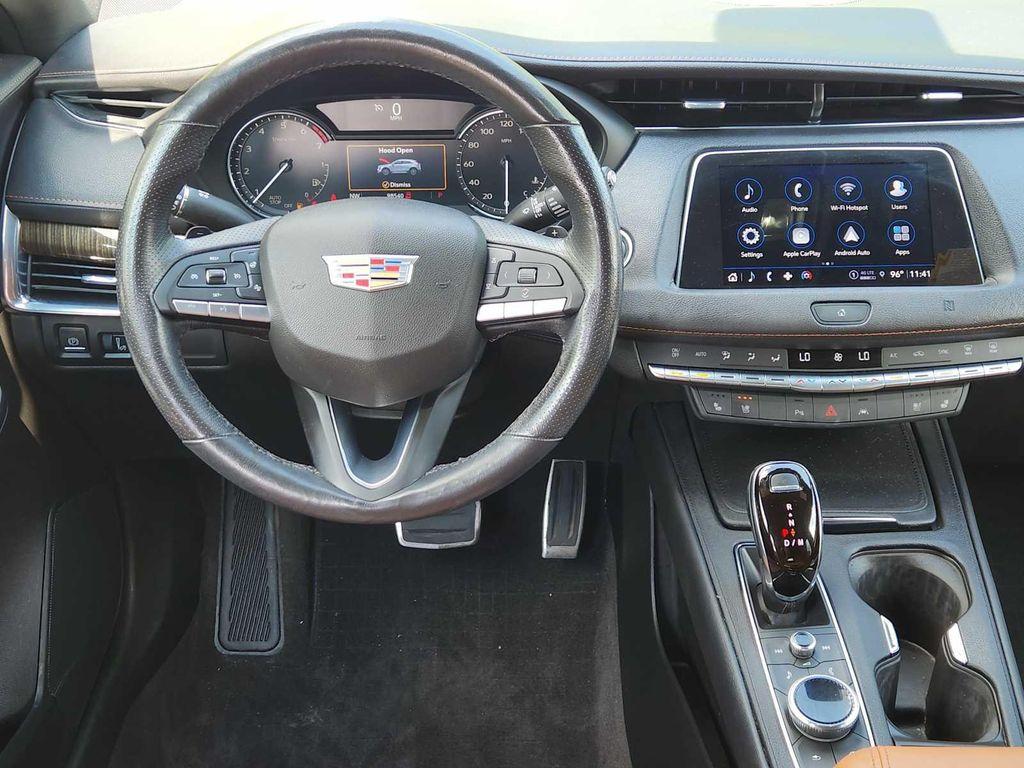 used 2021 Cadillac XT4 car, priced at $22,017