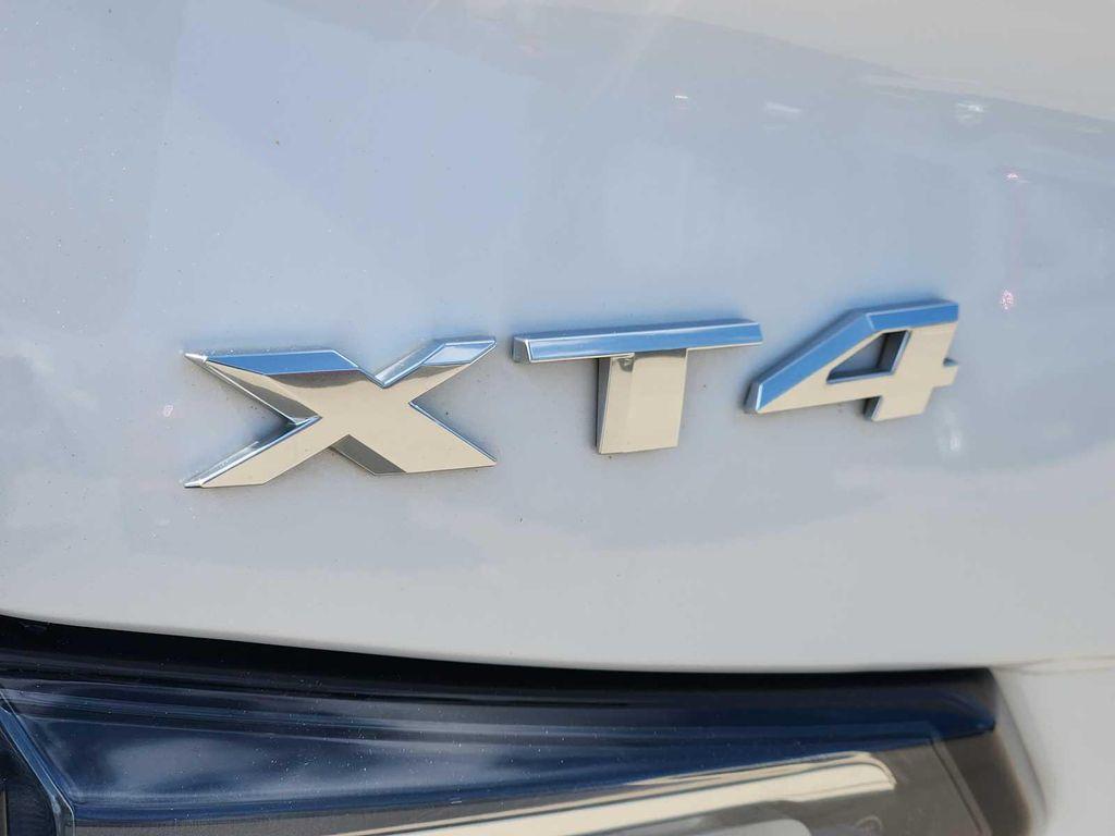 used 2021 Cadillac XT4 car, priced at $22,017