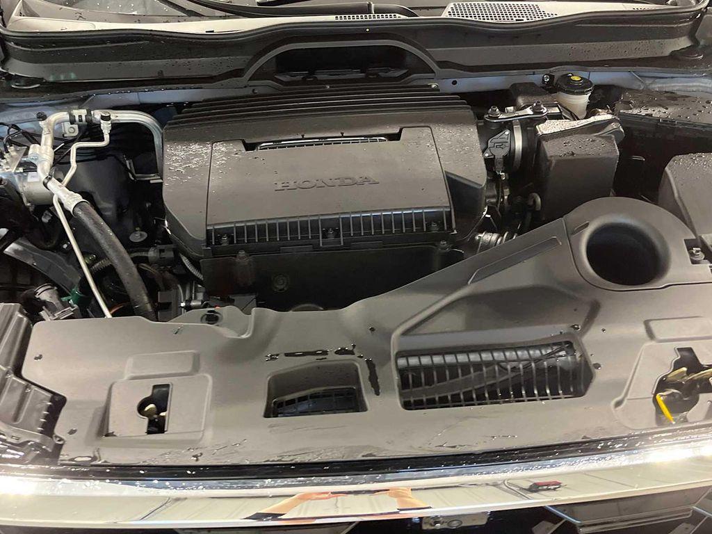 new 2025 Honda Pilot car, priced at $50,649