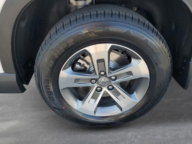 new 2025 Honda Pilot car, priced at $41,825