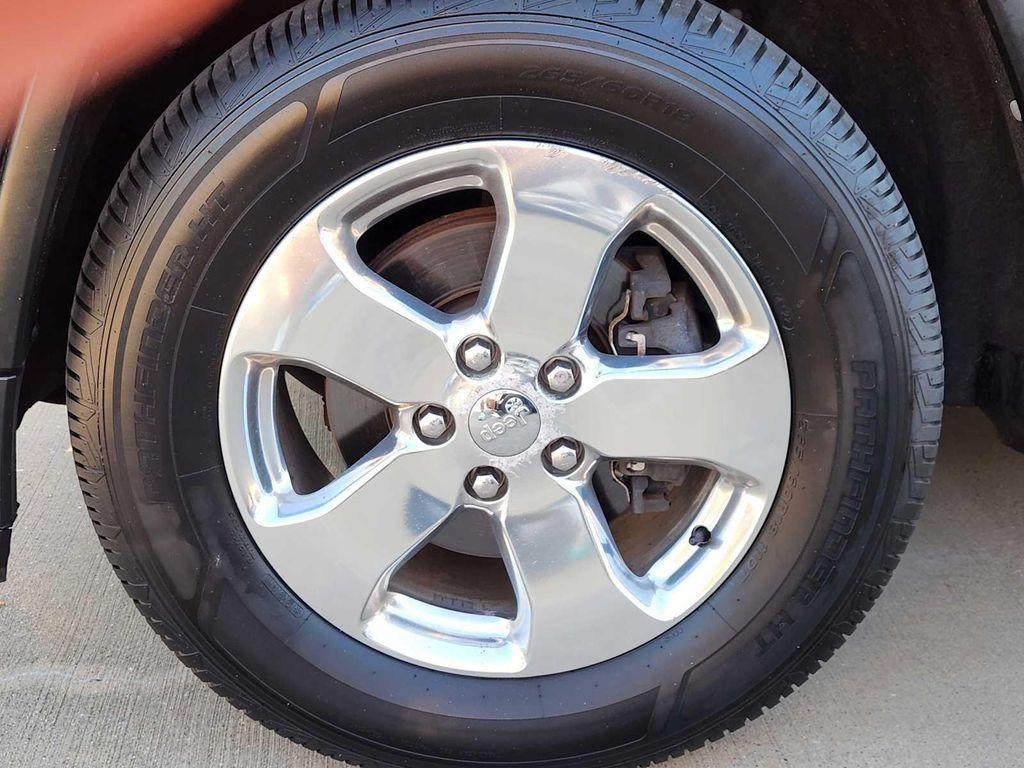 used 2011 Jeep Grand Cherokee car, priced at $5,555