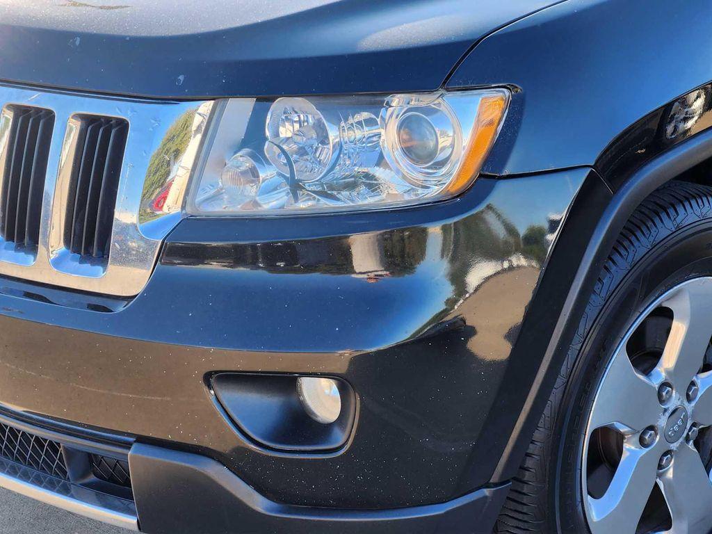 used 2011 Jeep Grand Cherokee car, priced at $5,555