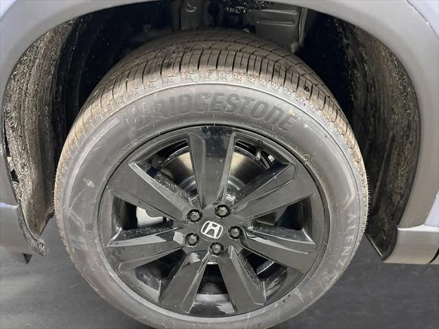 new 2025 Honda Pilot car, priced at $52,581