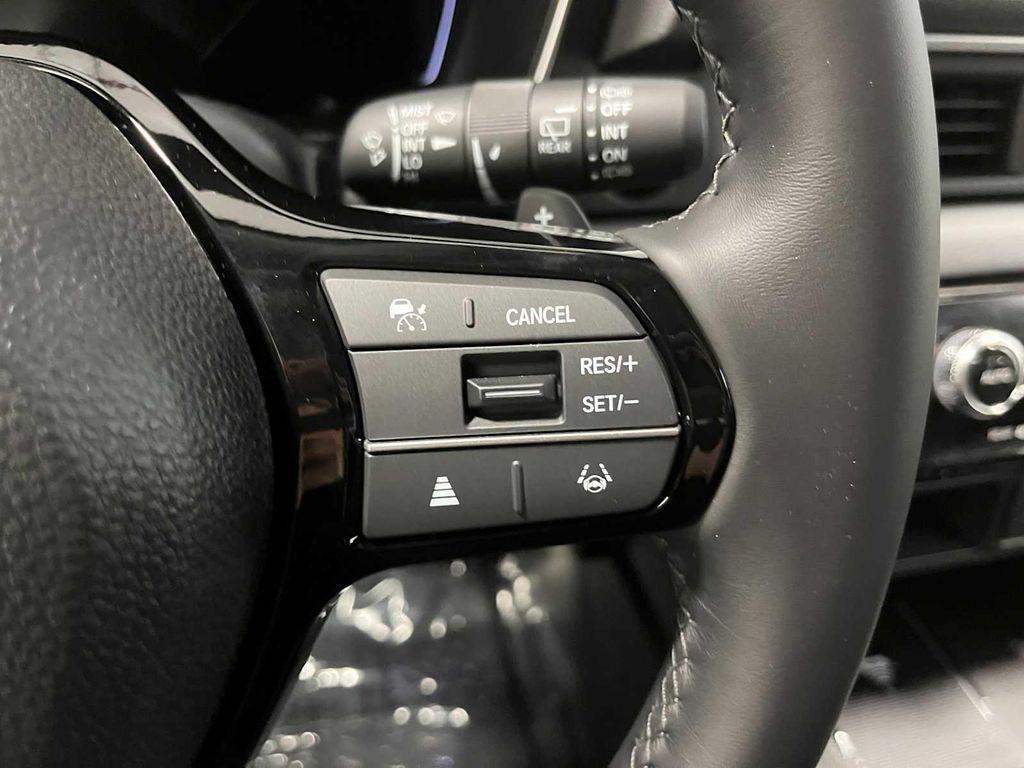 new 2025 Honda Pilot car, priced at $49,121