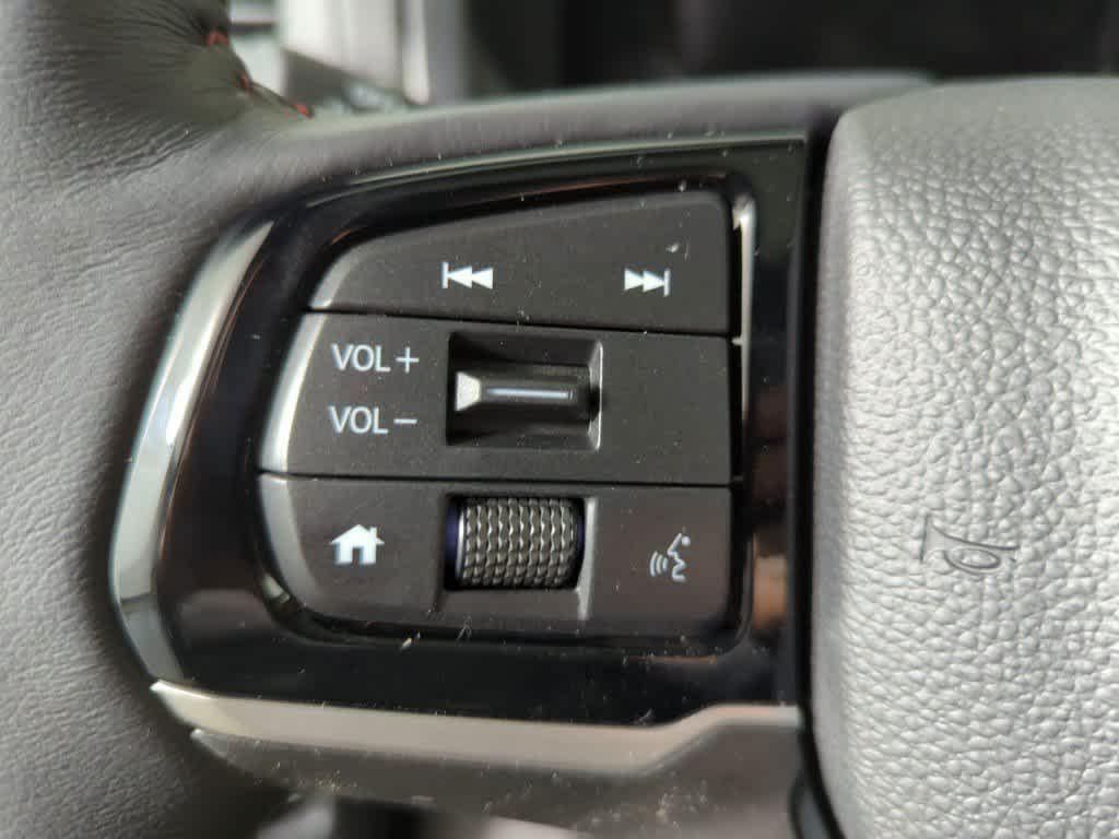 new 2026 Honda Odyssey car, priced at $46,395