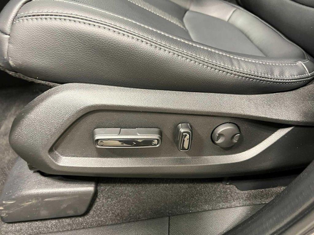 new 2025 Honda Pilot car, priced at $44,342