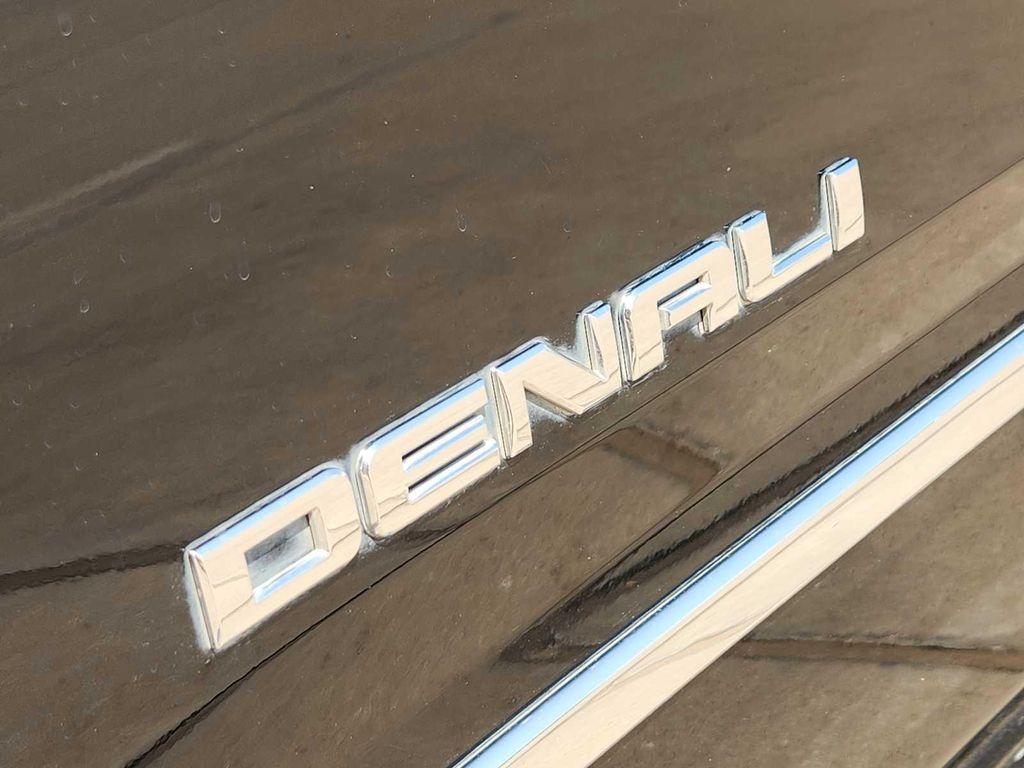 used 2018 GMC Yukon car, priced at $29,745