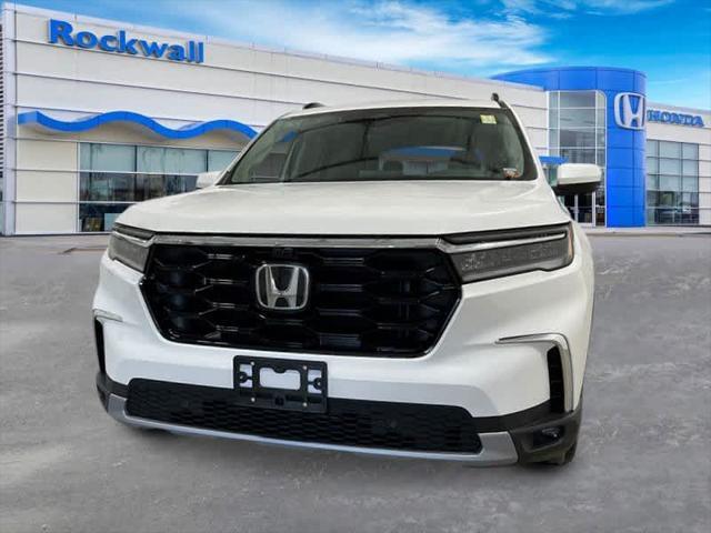 new 2025 Honda Pilot car, priced at $53,985