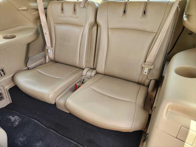 used 2013 Toyota Highlander car, priced at $10,991