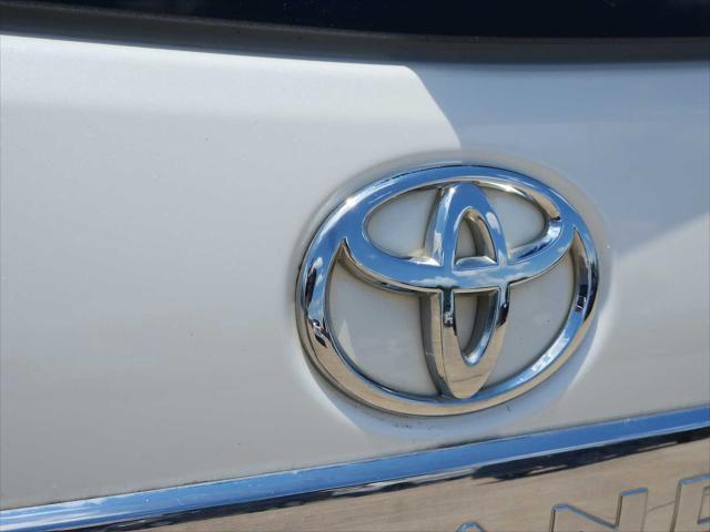 used 2013 Toyota Highlander car, priced at $10,991