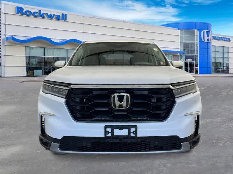 new 2025 Honda Pilot car, priced at $43,795
