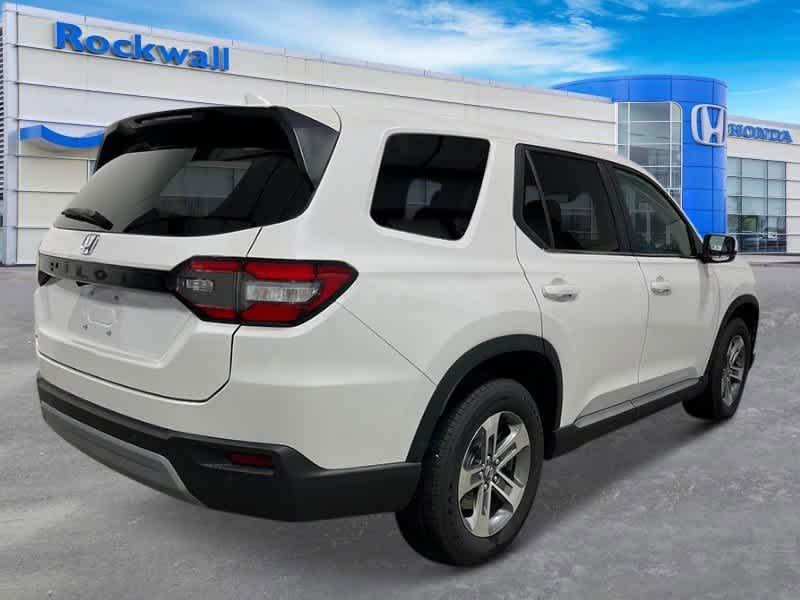 new 2025 Honda Pilot car, priced at $43,795