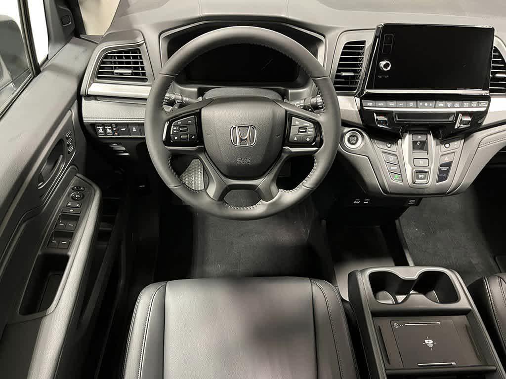 new 2026 Honda Odyssey car, priced at $45,110