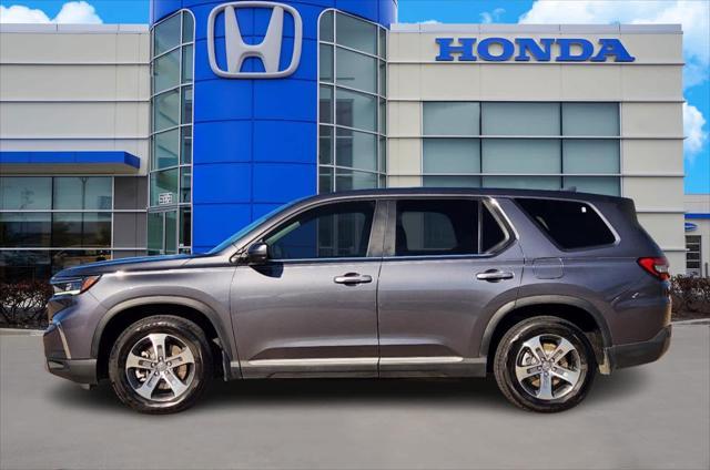 used 2025 Honda Pilot car, priced at $41,750