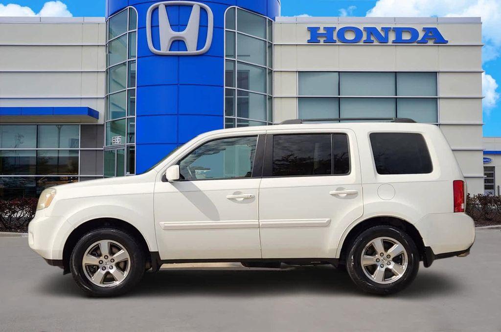 used 2009 Honda Pilot car, priced at $10,995