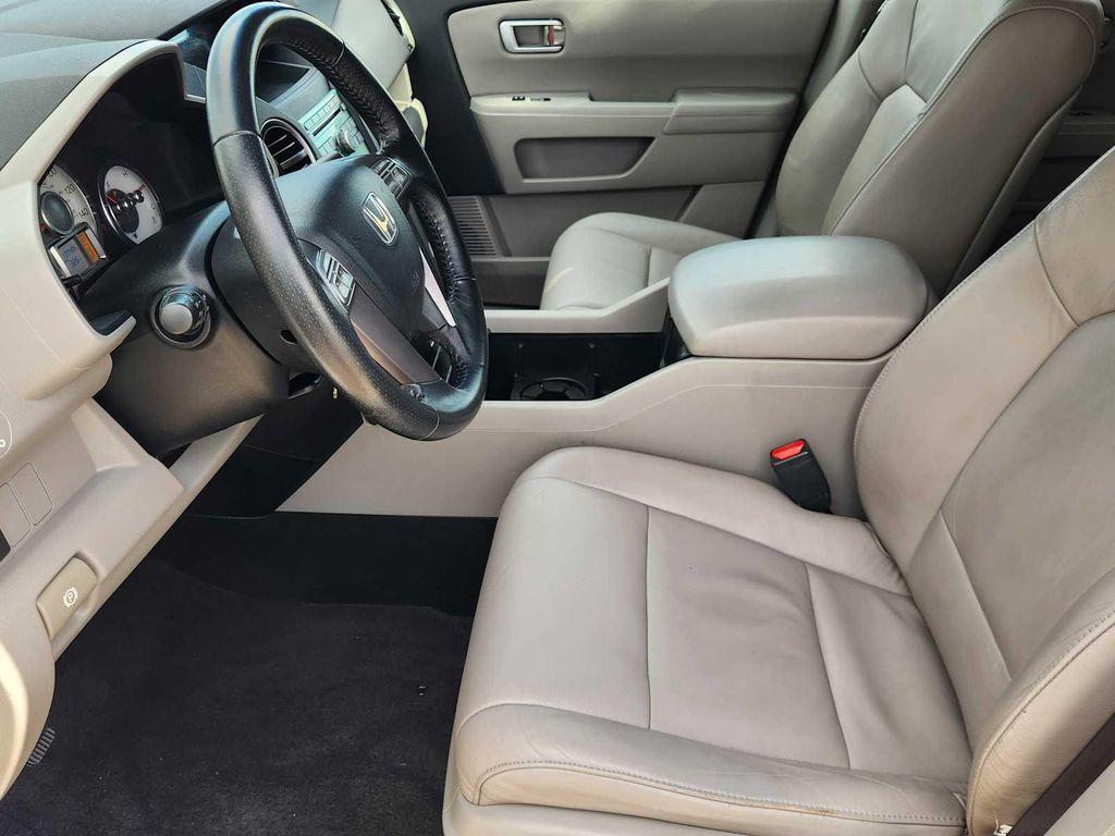 used 2009 Honda Pilot car, priced at $10,995
