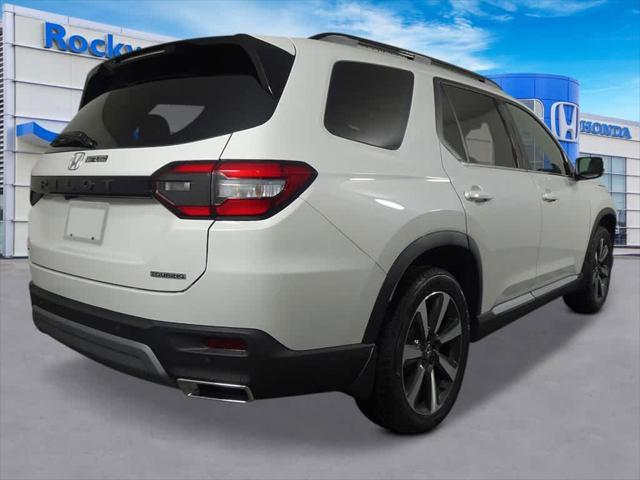 new 2025 Honda Pilot car, priced at $50,950