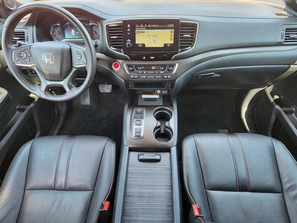used 2022 Honda Pilot car, priced at $32,967