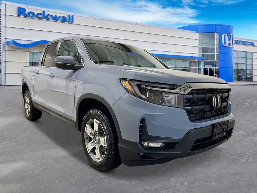 new 2025 Honda Ridgeline car, priced at $42,192