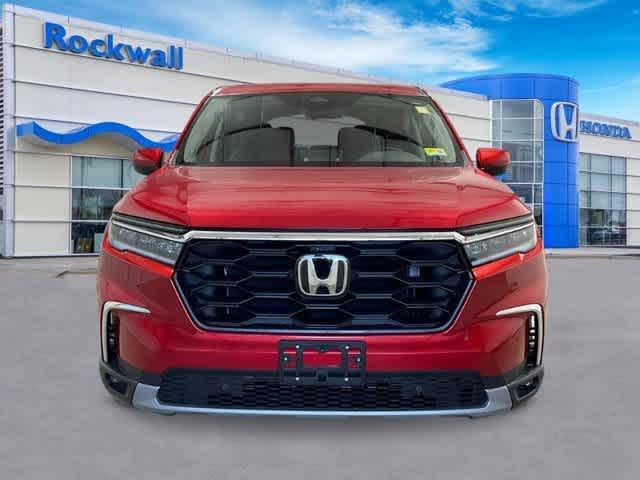 new 2025 Honda Pilot car, priced at $46,650