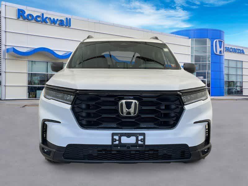 new 2025 Honda Pilot car, priced at $43,350