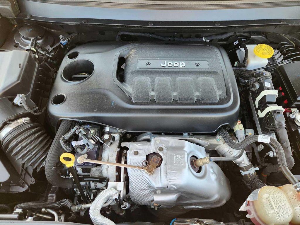 used 2019 Jeep Cherokee car, priced at $14,929