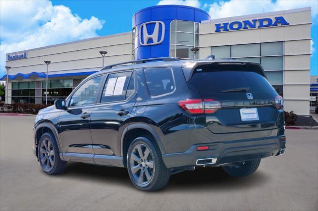 used 2025 Honda Pilot car, priced at $35,888