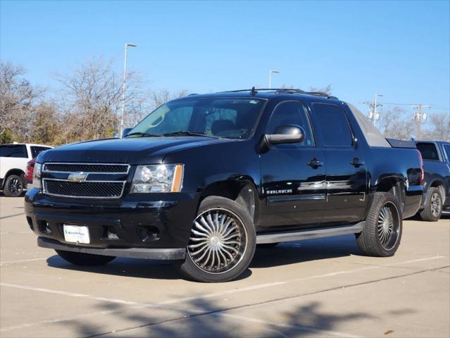 used 2011 Chevrolet Avalanche car, priced at $14,772