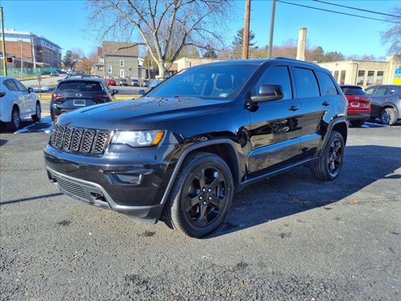 used 2018 Jeep Grand Cherokee car, priced at $18,980