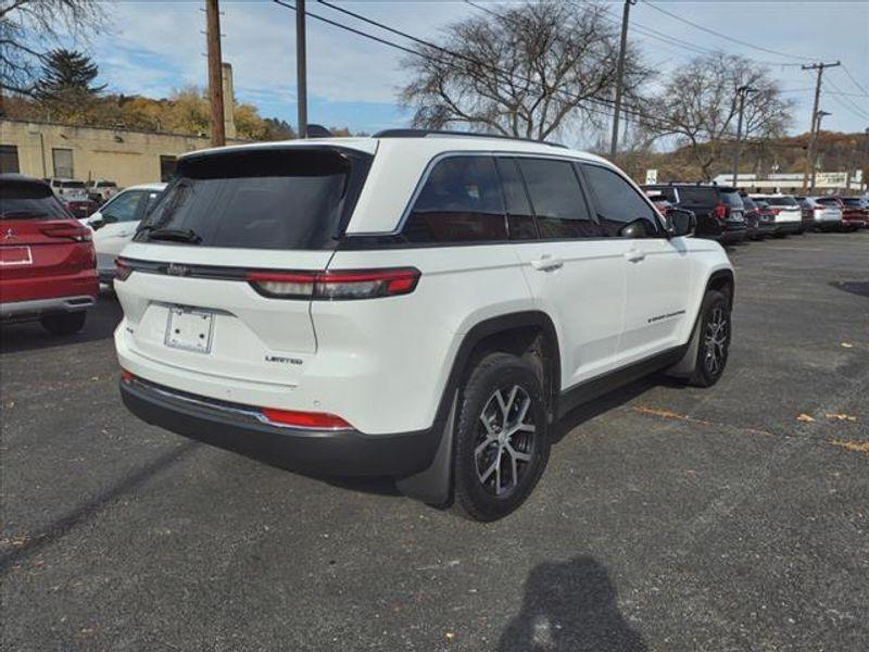 used 2023 Jeep Grand Cherokee car, priced at $35,875