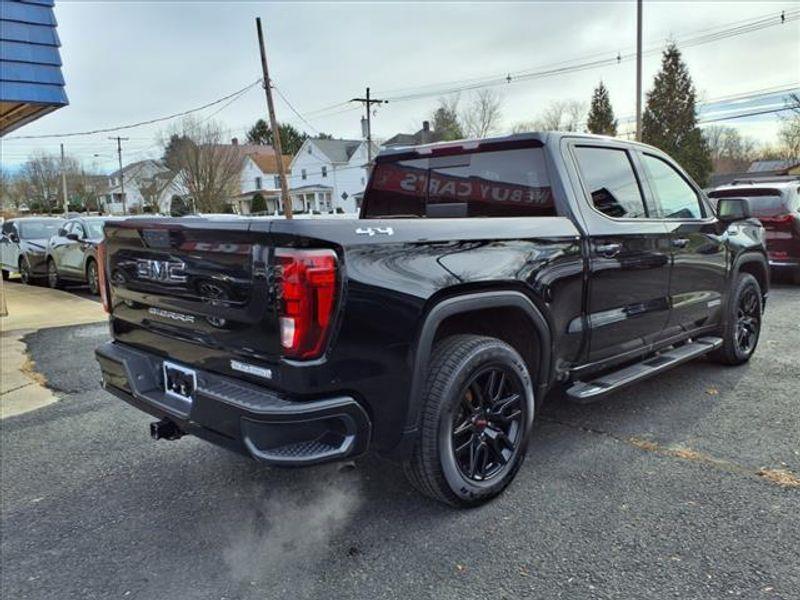 used 2022 GMC Sierra 1500 Limited car, priced at $38,980