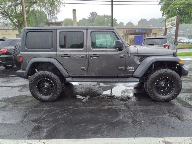 used 2019 Jeep Wrangler Unlimited car, priced at $27,215