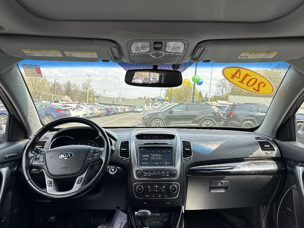 used 2014 Kia Sorento car, priced at $12,640