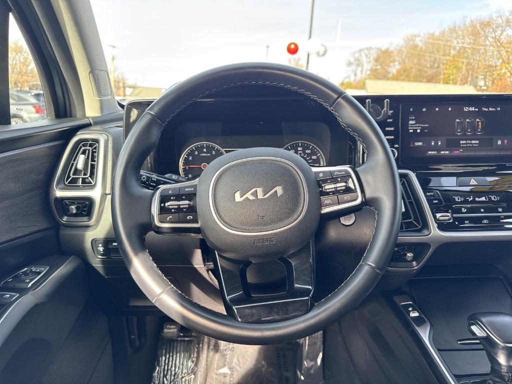 used 2022 Kia Sorento car, priced at $28,173