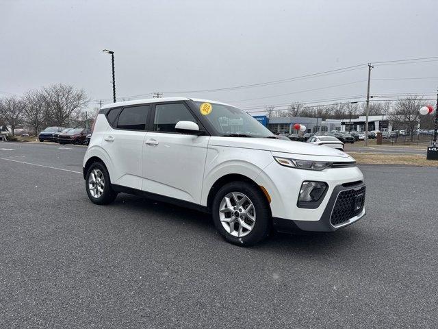 used 2022 Kia Soul car, priced at $16,298